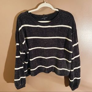 American Eagle Striped Sweater